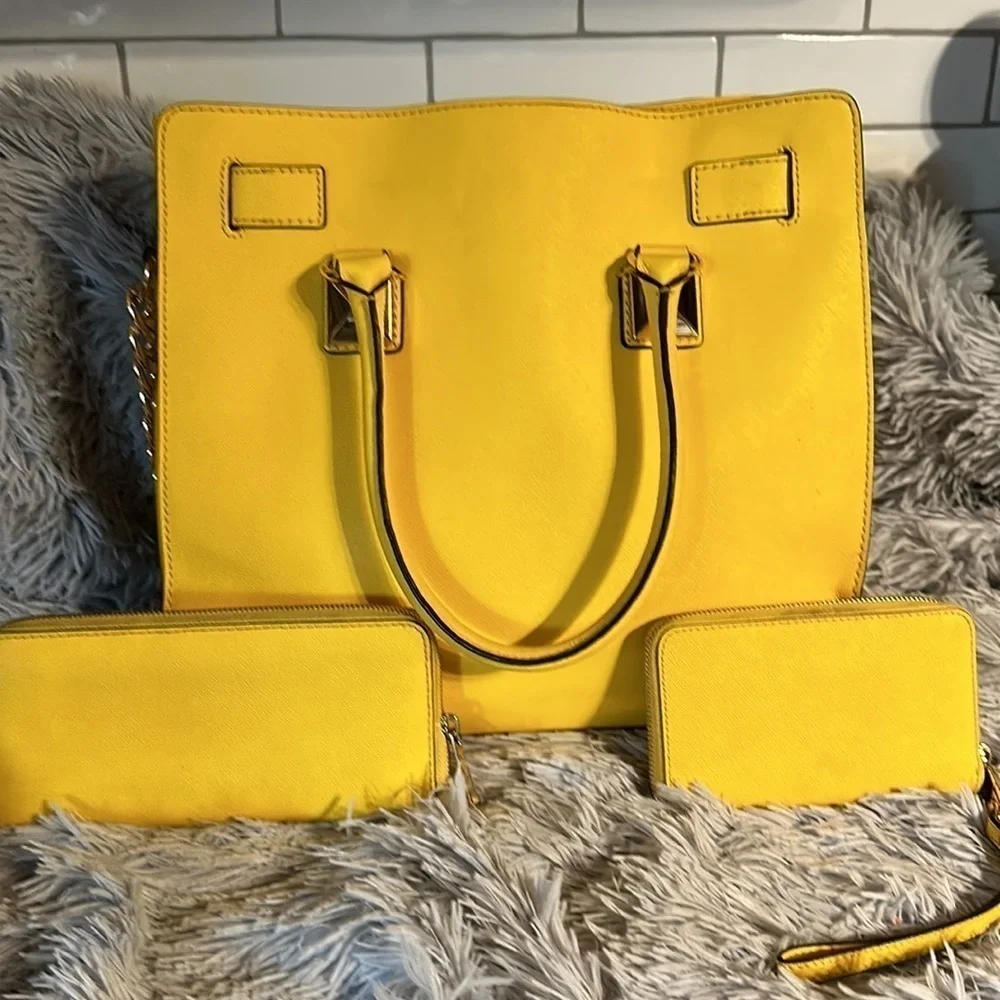 Michael Kors Hamilton bag wallet wristlet yellow studded. Large. 14” COA